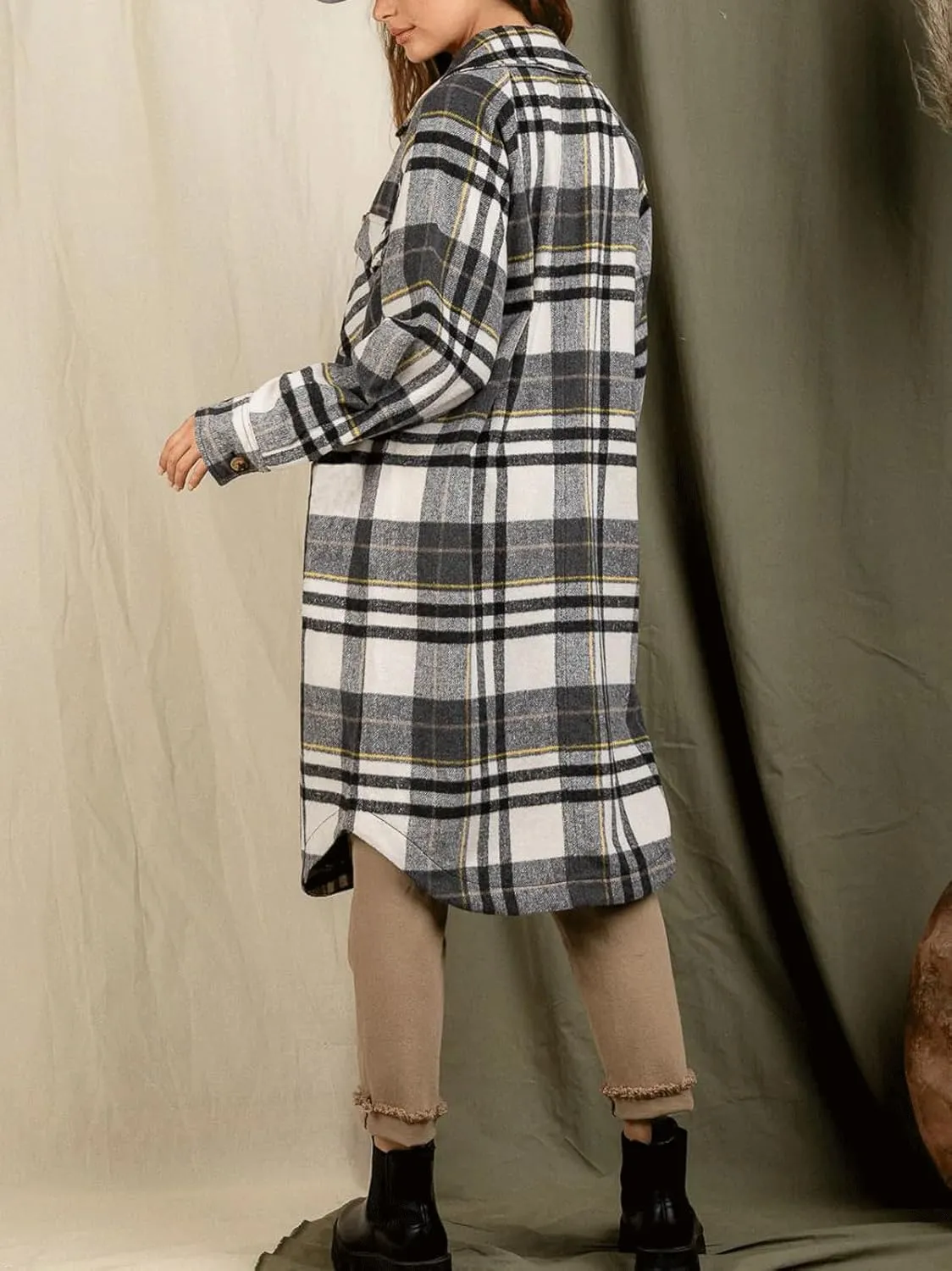 CHARTOU Women's Winter Plaid Trench Coat Turndown Collar Button Down Jacket Loose Long Pea Coat with Pockets