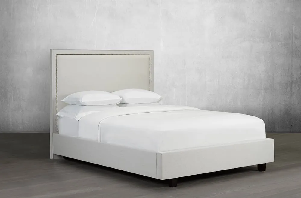Elementary Bed with calming Design
