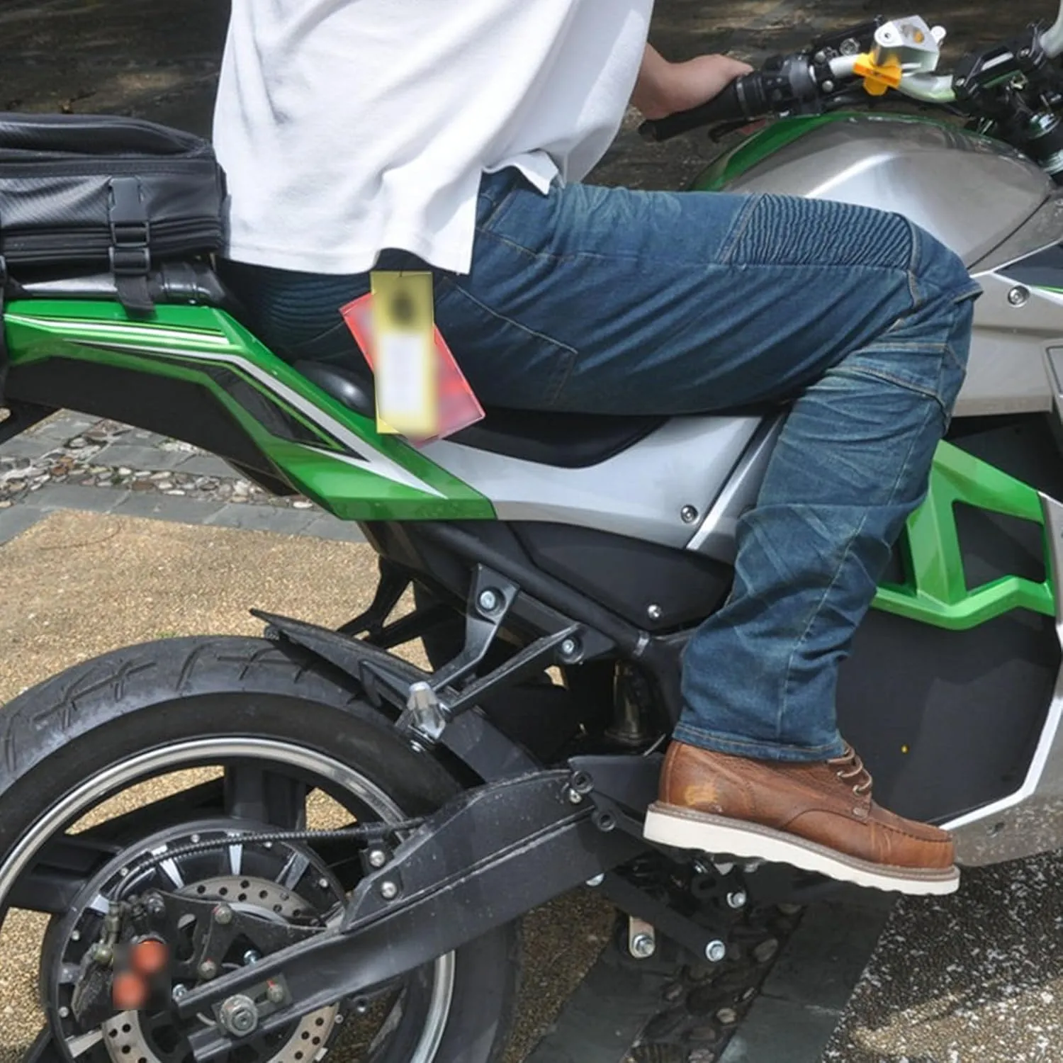 Men's Slim Fit Motorcycle Riding Jeans Armor Racing Cycling Denim Jeans Knee and Hip Armor Pads Jeans